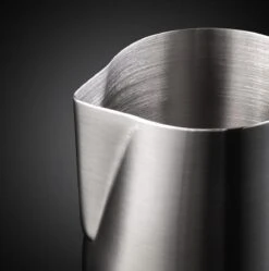 Melkopschuimkan Van Roestvrijstaal (600ml) - Zilver - Melkkannetje RVS - Barista Melkkan 7 Melkopschuimkan Van Roestvrijstaal (600ml) - Zilver - Melkkannetje RVS - Barista Melkkan -Koffieverkoopwinkel 1192x1200 1