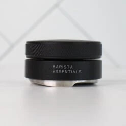 Koffieverdeler - 53.3mm - Zwart - Koffie Distributeur - Espresso Verdeler - Coffee Distributor - Sage Barista – Solis Espressomachine - Breville -Koffieverkoopwinkel 1200x1200 349