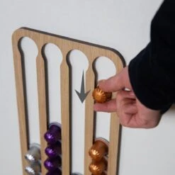 Jooba Capsulehouder Nespresso - Koffiecups Houder - Wandhouder - Hout - 40 Capsules - Cuphouder -Koffieverkoopwinkel 1200x1200 400