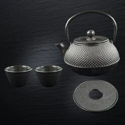 SakuraTea - Theepot Set - 4-delig - Gietijzer - Zwart - 0.8L - 2 Kopjes (100ml) -Koffieverkoopwinkel 1200x1200 610