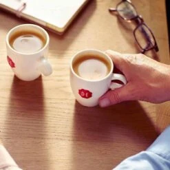 Douwe Egberts Lungo Intens (8) - 5 X 40 Koffiecups 18 Douwe Egberts Lungo Intens (8) - 5 X 40 Koffiecups -Koffieverkoopwinkel 1200x1200 916