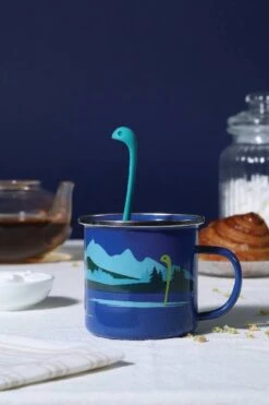 Ototo Cup Of Nessie - Blue -Koffieverkoopwinkel 800x1200 1