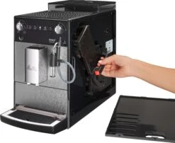 Melitta Volautomatisch Koffiezetapparaat Avanza® F270-100 Mystic Titan, Compact, Maar XL Waterreservoir & XL Bonenreservoir, Met Melkschuim-systeem 27 Melitta Volautomatisch Koffiezetapparaat Avanza® F270-100 Mystic Titan, Compact, Maar XL Waterreservoir & XL Bonenreservoir, Met Melkschuim-systeem -Koffieverkoopwinkel melitta volautomatisch koffiezetapparaat avanza f270 100 mystic titan compact maar xl waterreservoir xl bonenreservoir met melkschuim systeem zilver 5