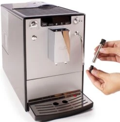 Melitta Volautomatisch Koffiezetapparaat Solo® & Milk E953-202, Zilver/zwart, Caffè Crema & Espresso Per One Touch, Zuigmond Voor Melkschuim 34 Melitta Volautomatisch Koffiezetapparaat Solo® & Milk E953-202, Zilver/zwart, Caffè Crema & Espresso Per One Touch, Zuigmond Voor Melkschuim -Koffieverkoopwinkel melitta volautomatisch koffiezetapparaat solo milk e953 202 zilver zwart caffe crema espresso per one touch zuigmond voor melkschuim zilver 12